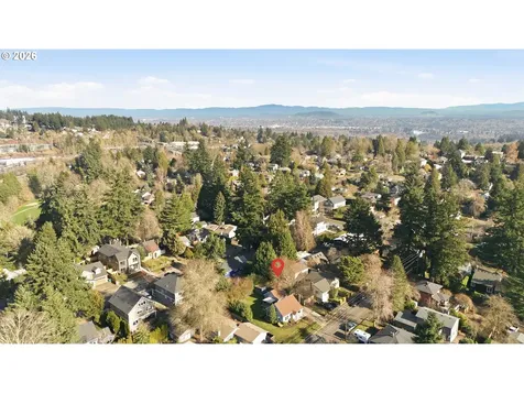 1235 SW Carson Street Portland OR 97219