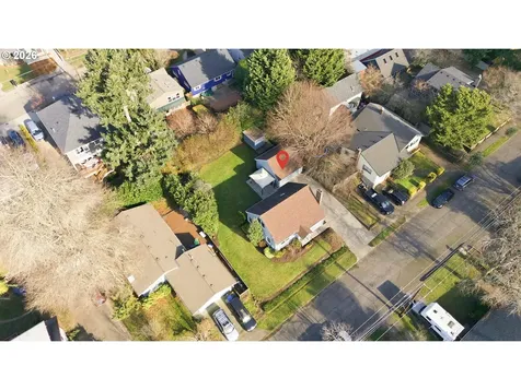 1235 SW Carson Street Portland OR 97219