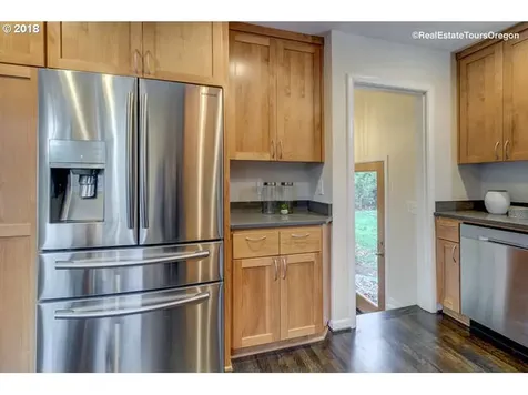 1235 SW Carson Street Portland OR 97219