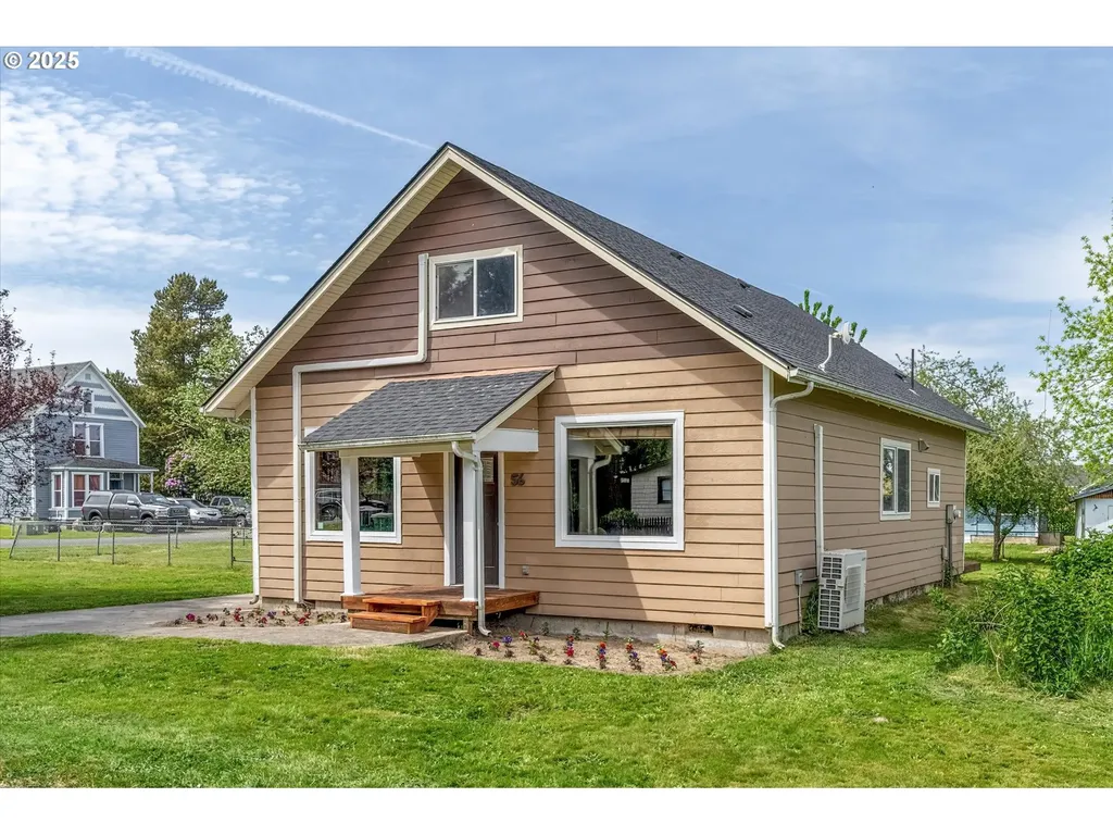 56 Shear Street SW Castle Rock WA 98611