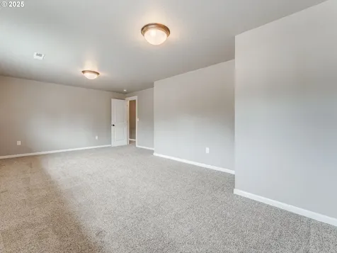 6208 NE Wilding Road Vancouver WA 98686