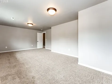 6208 NE Wilding Road Vancouver WA 98686