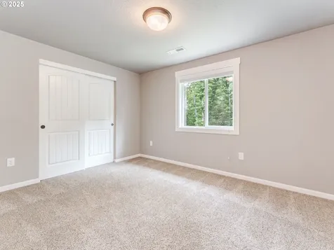 6208 NE Wilding Road Vancouver WA 98686