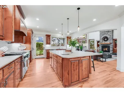 18108 Pilkington Road Lake Oswego OR 97035
