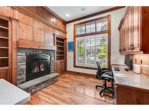 18108 Pilkington Road Lake Oswego OR 97035
