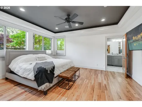 18108 Pilkington Road Lake Oswego OR 97035