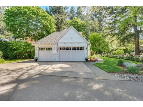 18108 Pilkington Road Lake Oswego OR 97035