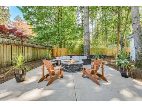 18108 Pilkington Road Lake Oswego OR 97035