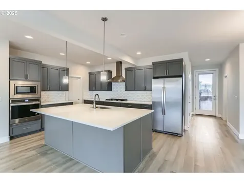 4277 SE Reed Drive Hillsboro OR 97123