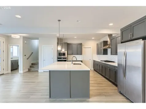 4277 SE Reed Drive Hillsboro OR 97123