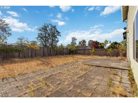 63 Crown Point Road Longview WA 98632