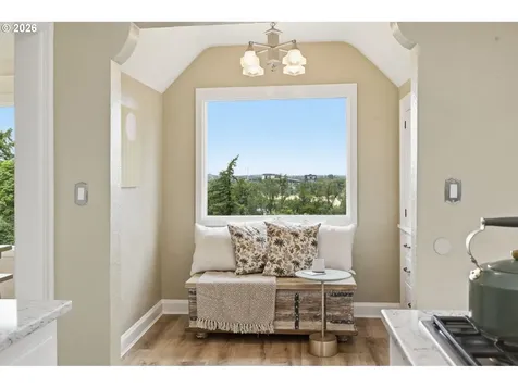 2450 Birch Lane Eugene OR 97403