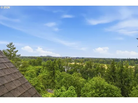 2450 Birch Lane Eugene OR 97403