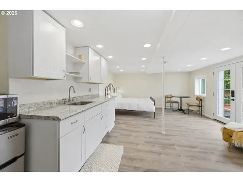 2450 Birch Lane Eugene OR 97403
