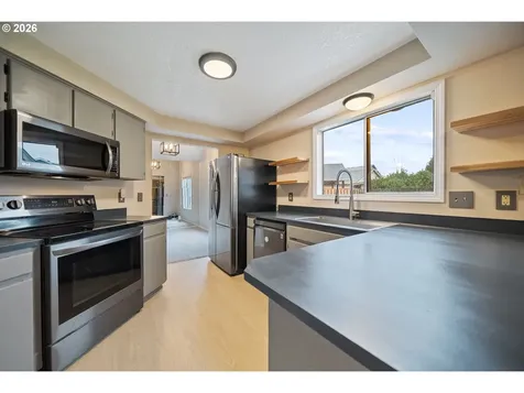 21455 SW Lois Street Beaverton OR 97003