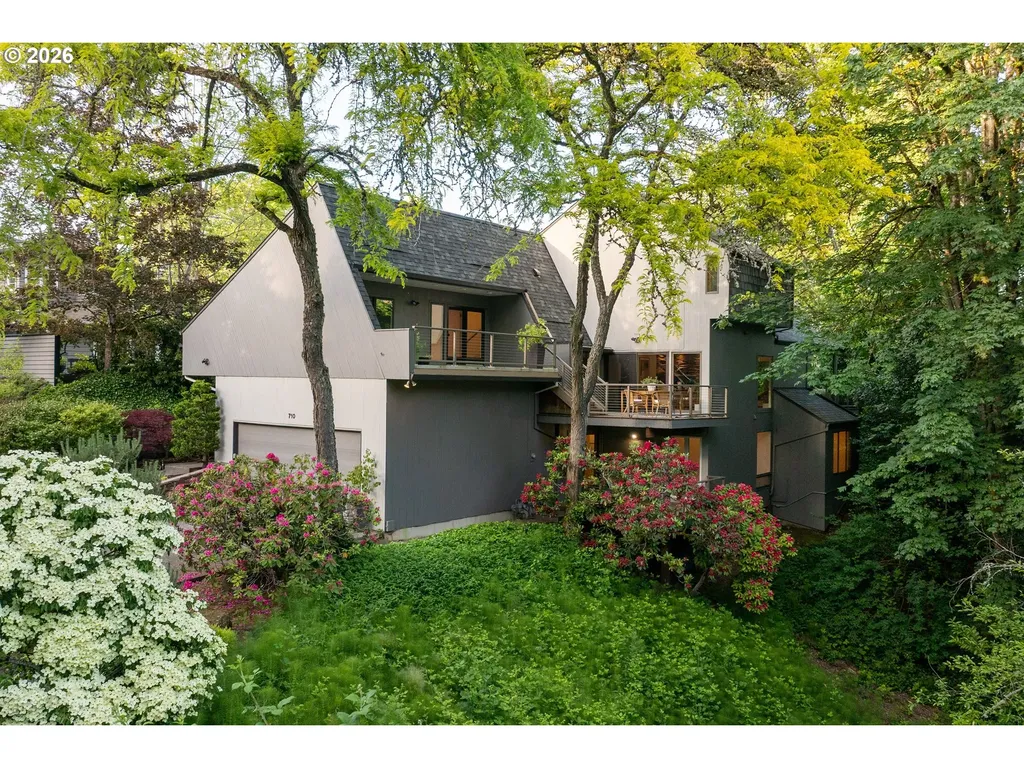 710 NW Winchester Terrace Portland OR 97210