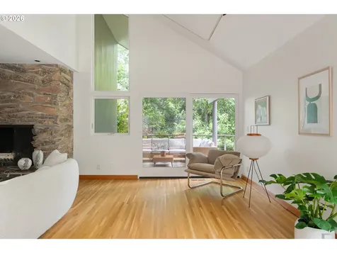 710 NW Winchester Terrace Portland OR 97210