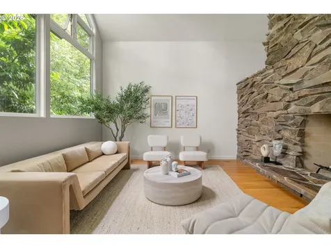 710 NW Winchester Terrace Portland OR 97210