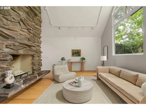 710 NW Winchester Terrace Portland OR 97210