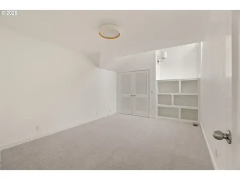 710 NW Winchester Terrace Portland OR 97210