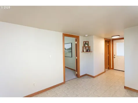 85822 1st Street Eugene OR 97405