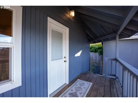 85822 1st Street Eugene OR 97405