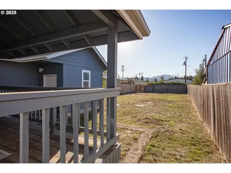85822 1st Street Eugene OR 97405