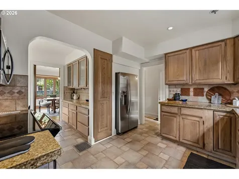 2260 NE 32nd Avenue Portland OR 97212