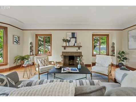 2260 NE 32nd Avenue Portland OR 97212