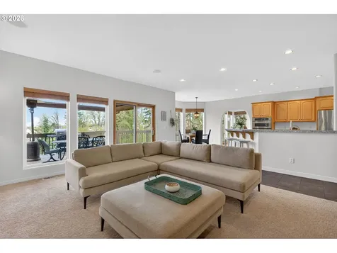 3966 NW Loy Court Portland OR 97229
