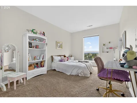 3966 NW Loy Court Portland OR 97229