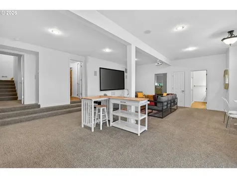 3966 NW Loy Court Portland OR 97229
