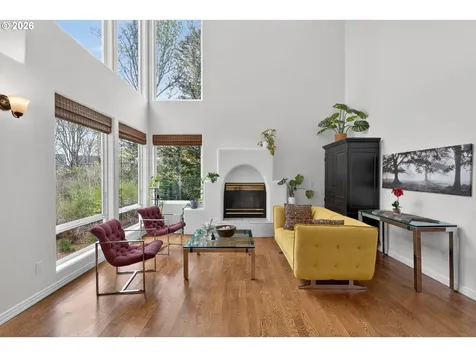 3966 NW Loy Court Portland OR 97229