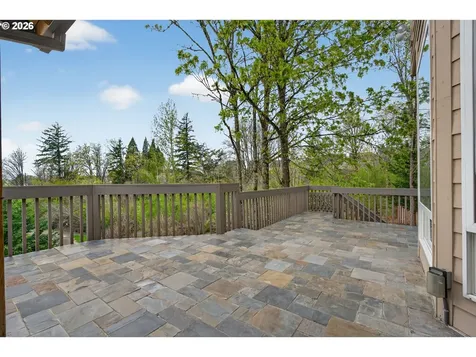 3966 NW Loy Court Portland OR 97229
