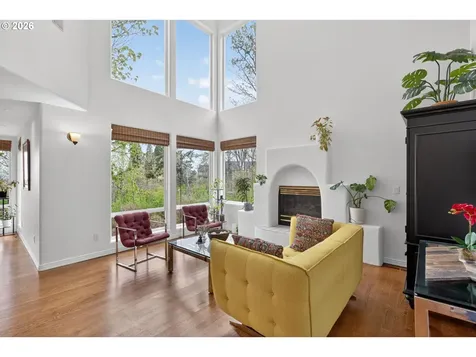 3966 NW Loy Court Portland OR 97229