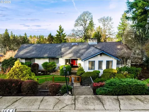 2595 Highland Oaks Drive Eugene OR 97405