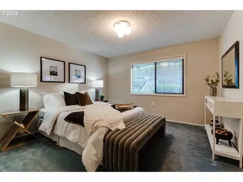 2595 Highland Oaks Drive Eugene OR 97405