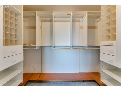 2595 Highland Oaks Drive Eugene OR 97405