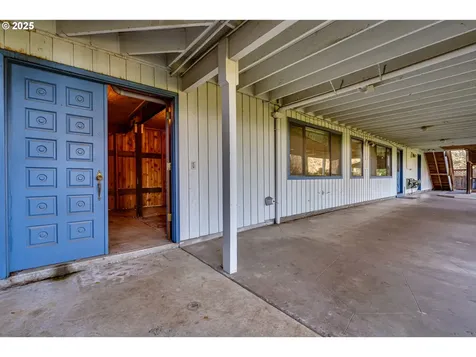 2595 Highland Oaks Drive Eugene OR 97405