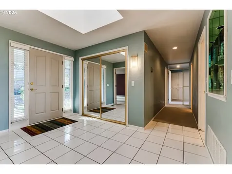 2595 Highland Oaks Drive Eugene OR 97405