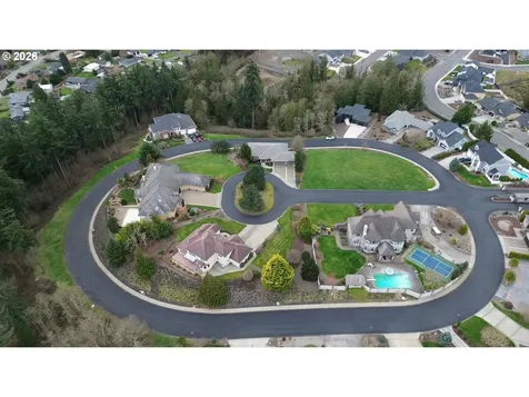 8 Forest Hill Estate Longview WA 98632