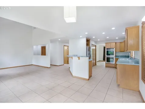 20245 SW Comanche Terrace Tualatin OR 97062