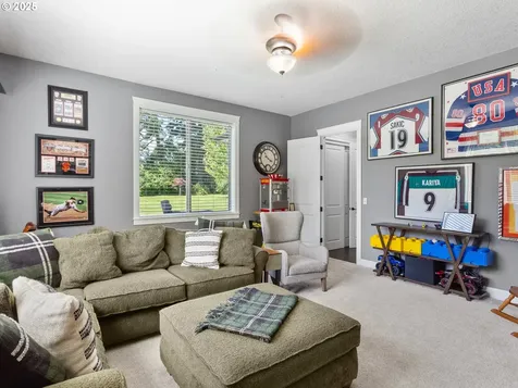 18711 NE 73rd Street Vancouver WA 98682