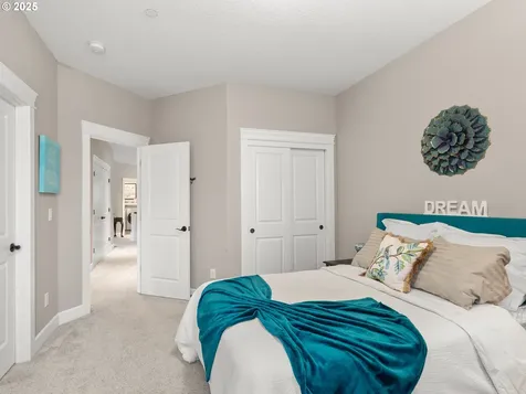 18711 NE 73rd Street Vancouver WA 98682
