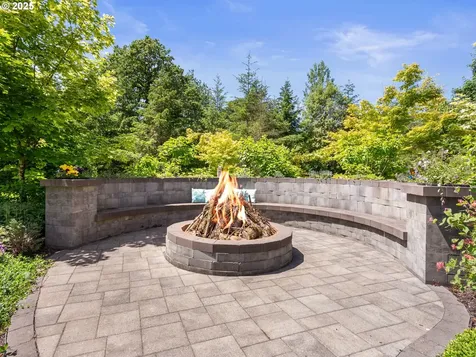 18711 NE 73rd Street Vancouver WA 98682