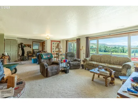 43579 Old Foothill Road Richland OR 97870