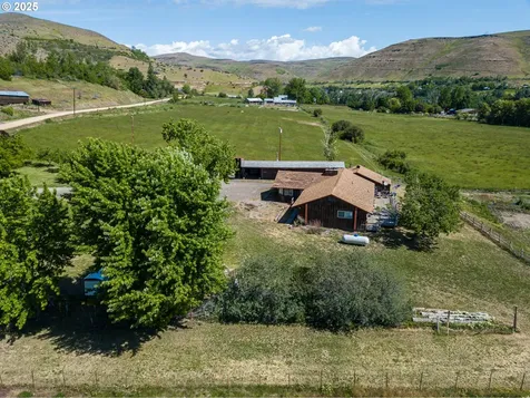 43579 Old Foothill Road Richland OR 97870