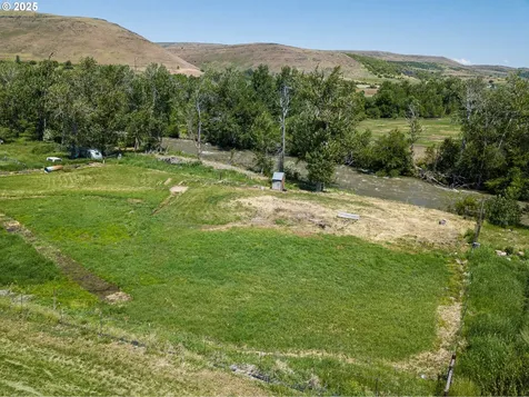 43579 Old Foothill Road Richland OR 97870