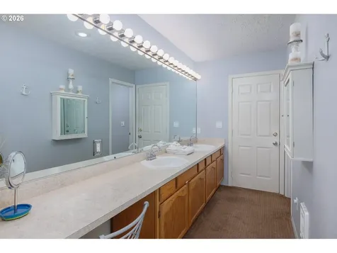 2340 S Crestline Drive Waldport OR 97394