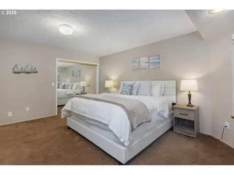 2340 S Crestline Drive Waldport OR 97394